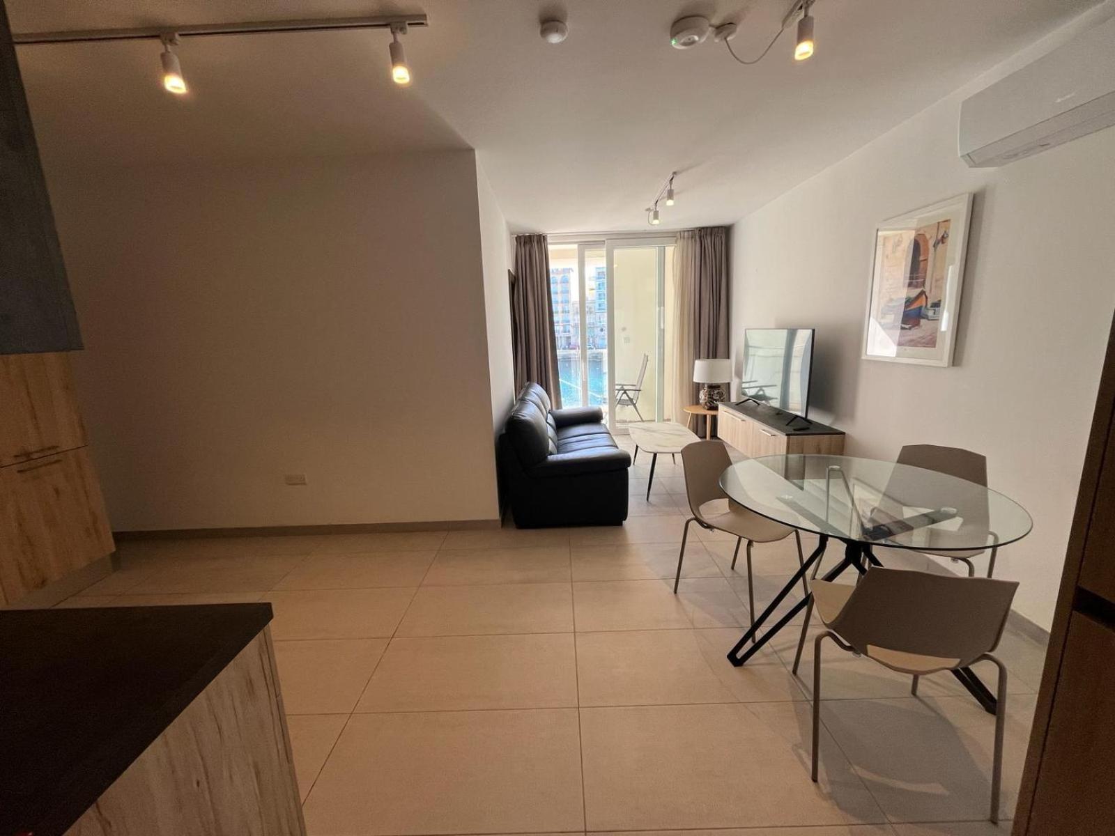 Апартаменты 86 Spinola Bay Сент Джулианс Экстерьер фото