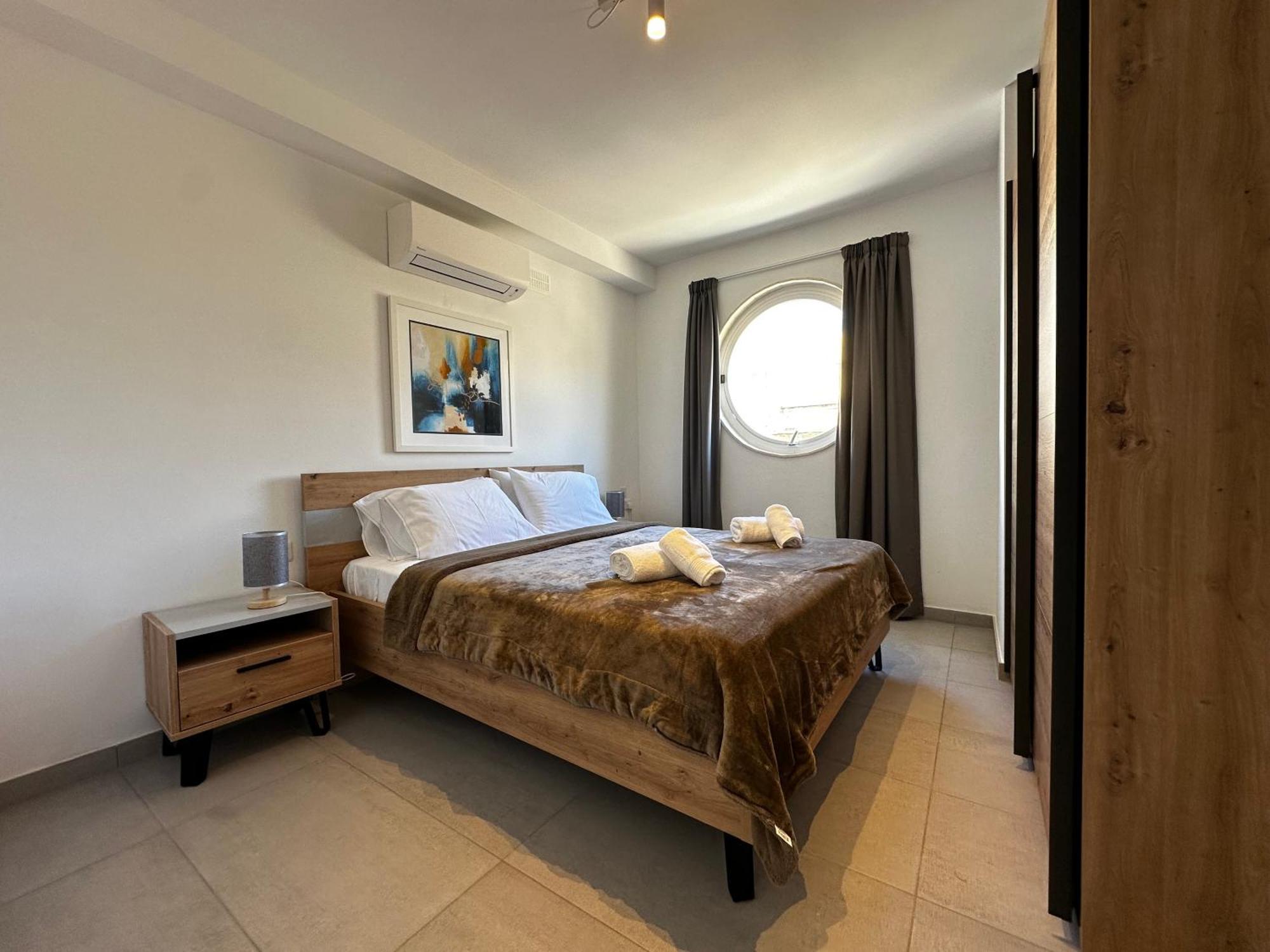Апартаменты 86 Spinola Bay Сент Джулианс Экстерьер фото