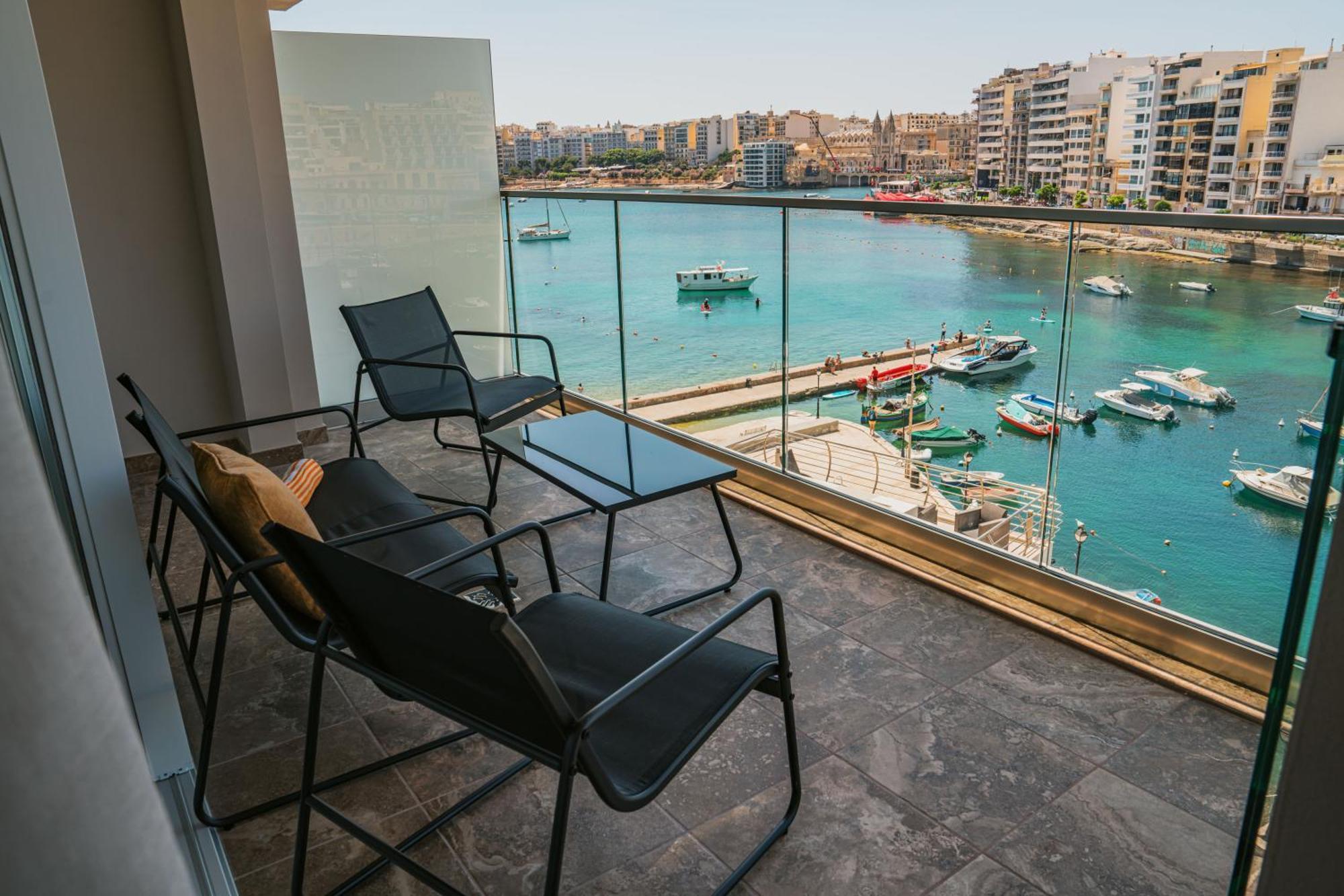 Апартаменты 86 Spinola Bay Сент Джулианс Экстерьер фото
